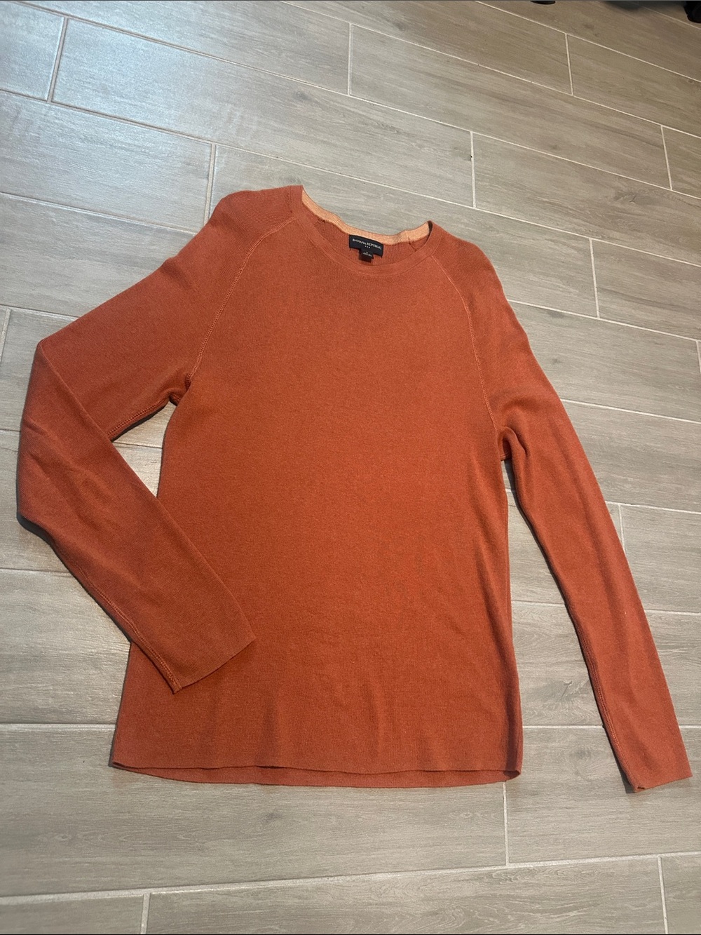 Banana Republic Men's Crewneck Sweater - Rust Orange